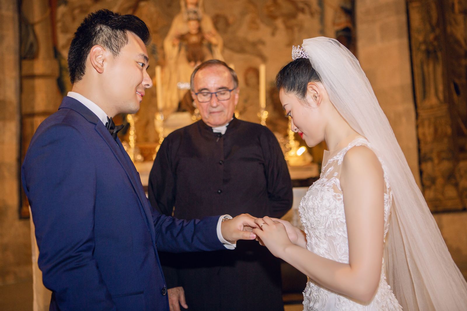 佩拉拉达城堡婚纱照 - 巴塞罗那